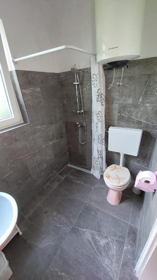 Apartman Sabadin Njivice Exterior photo